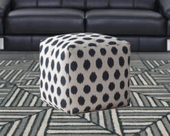 Homezia 17" White And Blue Canvas Polka Dots Pouf Ottoman -Olsberg shop 59d5fab2eb4c413395518e5781360b14