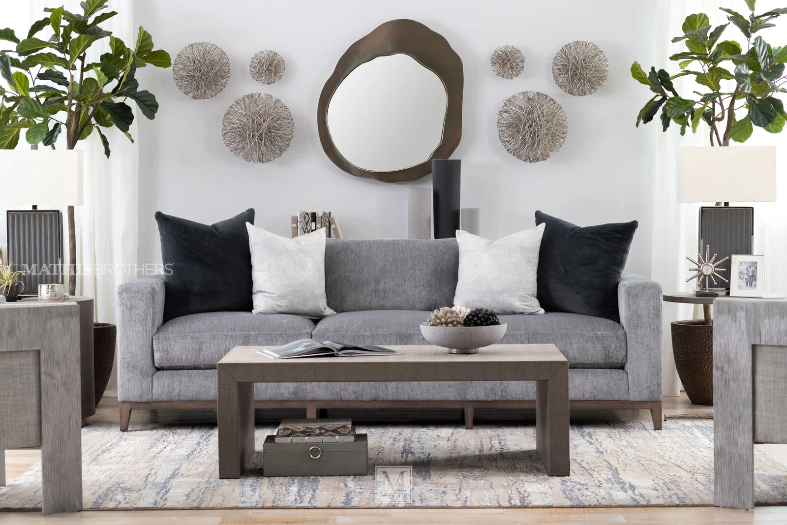 Plush Noel Sofa 5 Plush Noel Sofa - Image 3