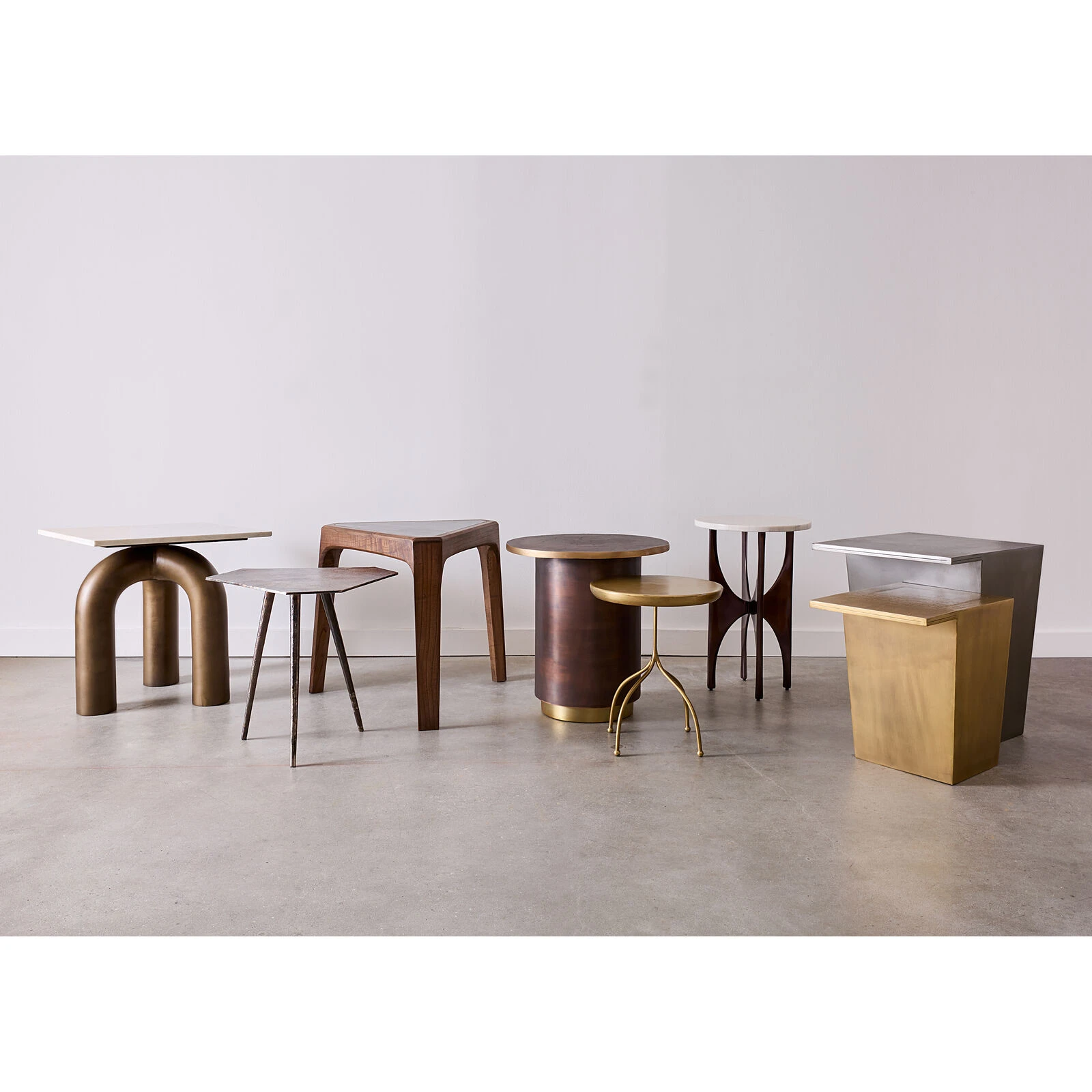 Pillar Side Table 4 Pillar Side Table - Image 2