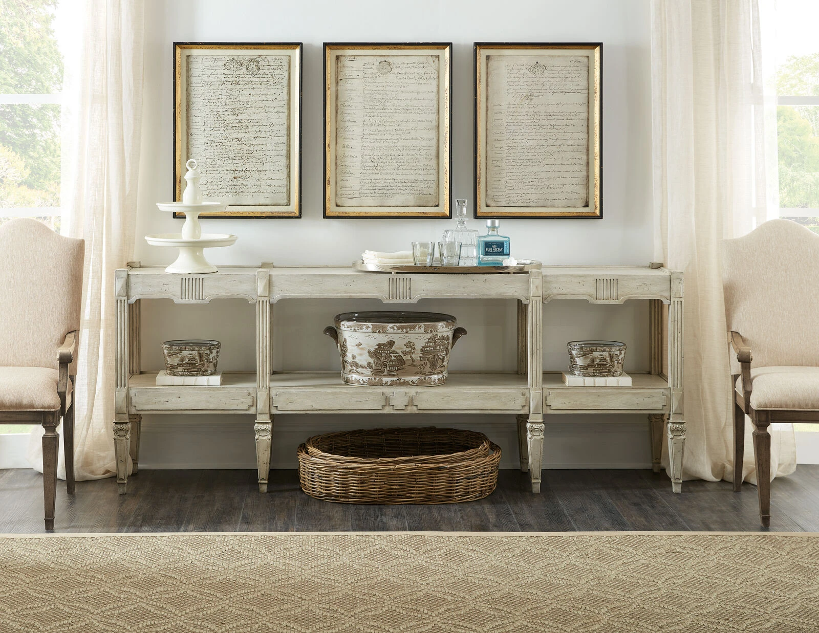 Vera Cruz Accent Console Table 5 Vera Cruz Accent Console Table - Image 3